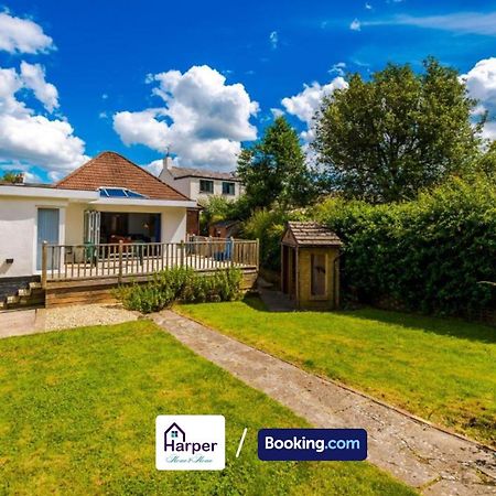 Spacious Detached Bungalow By Harperletting Short Lets & Serviced Accommodation Buckely With Pool Table & Driveway Buckley Exteriör bild