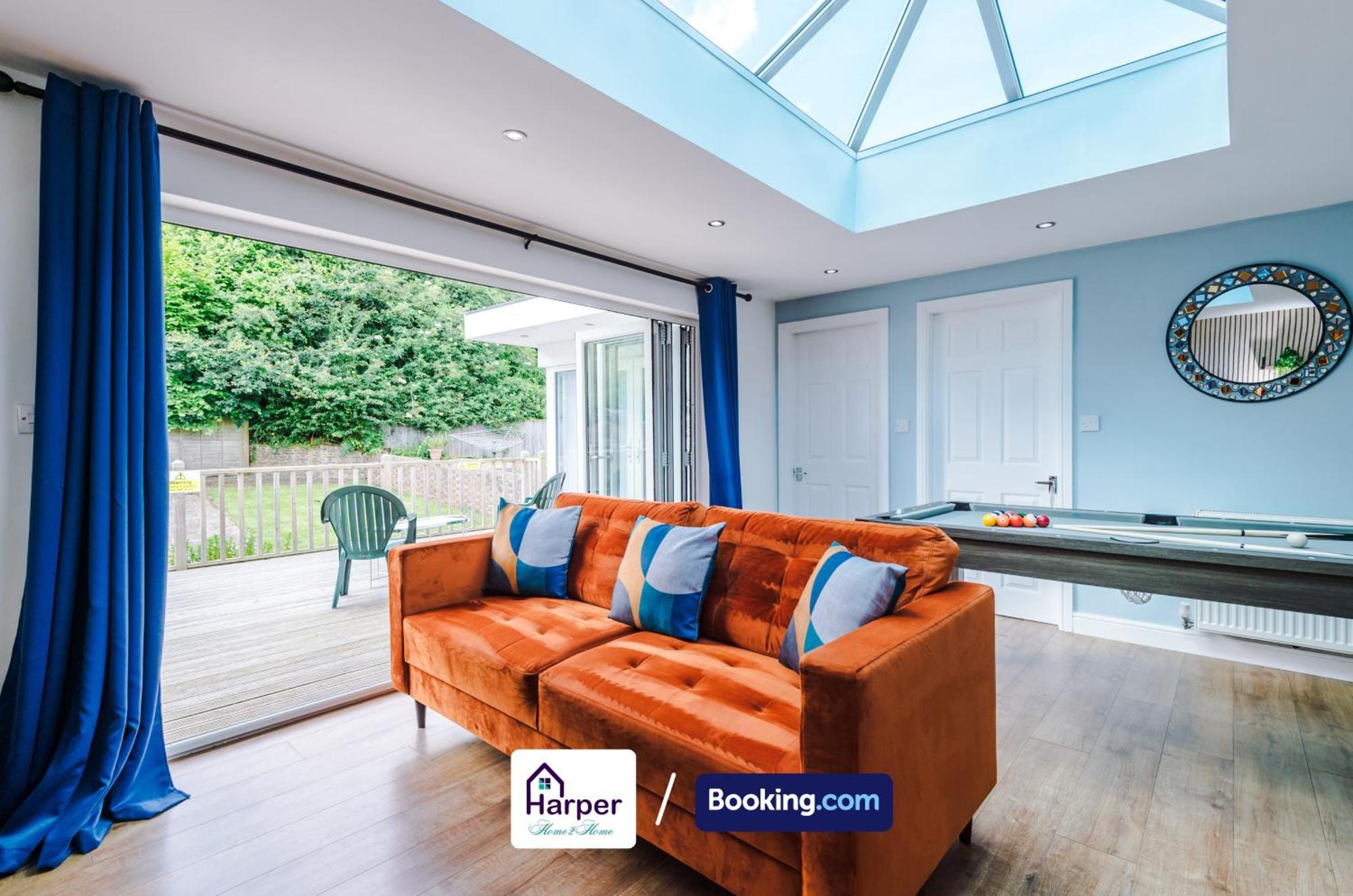 Spacious Detached Bungalow By Harperletting Short Lets & Serviced Accommodation Buckely With Pool Table & Driveway Buckley Exteriör bild